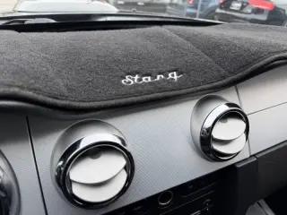 2006 Ford Mustang V6 Standard