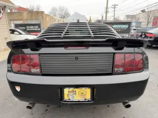 2006 Ford Mustang V6 Standard