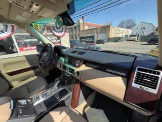 2011 Land Rover Range Rover HSE