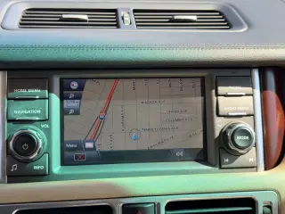 2011 Land Rover Range Rover HSE