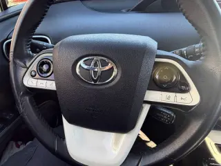 2018 Toyota Prius Four