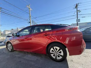 2018 Toyota Prius Four