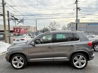 2016 Volkswagen Tiguan 2.0T R-Line 4Motion