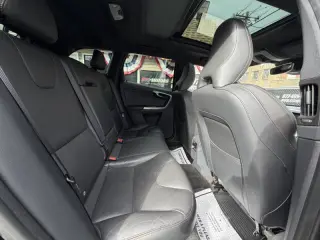 2016 Volvo XC60 T6 Platinum