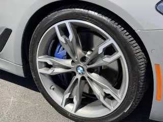 2022 BMW 5 Series M550i xDrive