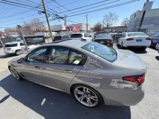 2022 BMW 5 Series M550i xDrive