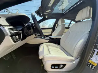 2022 BMW 5 Series M550i xDrive