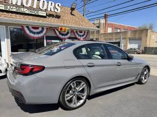 2022 BMW 5 Series M550i xDrive