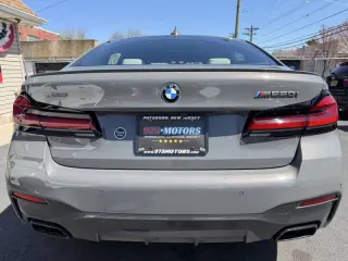 2022 BMW 5 Series M550i xDrive