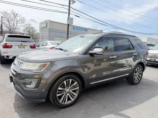 2017 Ford Explorer Platinum