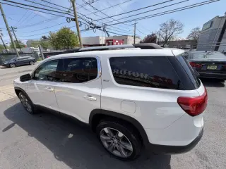 2017 GMC Acadia SLT-2