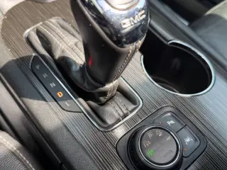 2017 GMC Acadia SLT-2