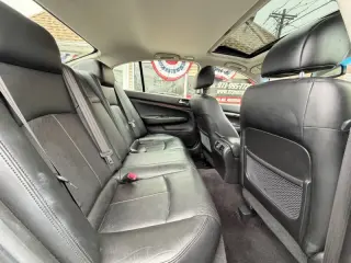 2011 Infiniti G37 Sedan x