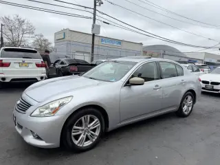 2011 Infiniti G37 Sedan x