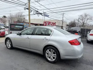 2011 Infiniti G37 Sedan x