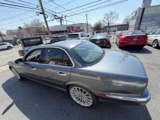 2005 Jaguar XJR