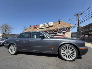 2005 Jaguar XJR