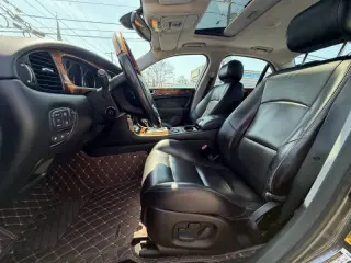 2005 Jaguar XJR