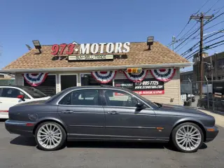 2005 Jaguar XJR