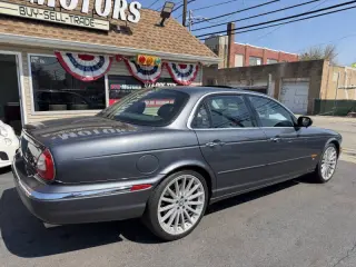 2005 Jaguar XJR