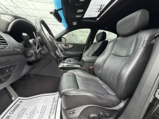 2017 Infiniti QX70