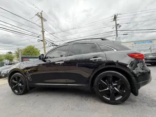 2017 Infiniti QX70