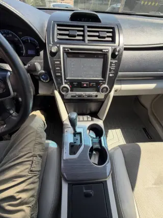 2014 Toyota Camry Hybrid XLE