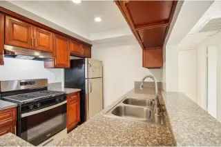 Cozy 1-Bedroom and 1-Bathroom
