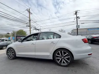 2013 Volkswagen Jetta GLI Autobahn
