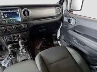 Jeep Wrangler Unlimited 2021 4x4 Sahara 4dr SUV