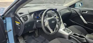 2010 Hyundai Genesis Coupe 2.0T Premium