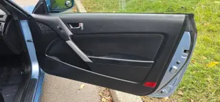 2010 Hyundai Genesis Coupe 2.0T Premium