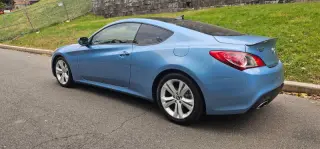 2010 Hyundai Genesis Coupe 2.0T Premium