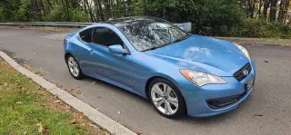 2010 Hyundai Genesis Coupe 2.0T Premium