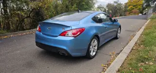 2010 Hyundai Genesis Coupe 2.0T Premium
