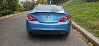 2010 Hyundai Genesis Coupe 2.0T Premium