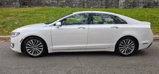 2017 Lincoln MKZ Select