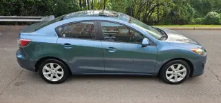 2010 Mazda MAZDA3 i Touring