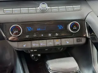 Hyundai ELANTRA 2023 SEL 4dr Sedan
