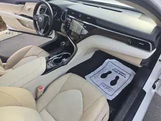 Toyota Camry 2020 XLE V6 4dr Sedan