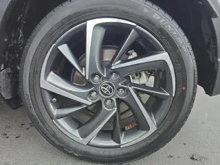 Toyota C-HR 2021 Limited 4dr Crossover