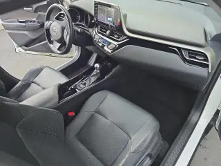 Toyota C-HR 2021 Limited 4dr Crossover