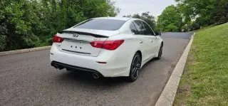 2015 Infiniti Q50 Premium