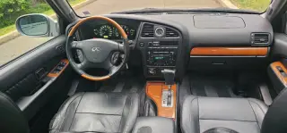 2003 Infiniti QX4