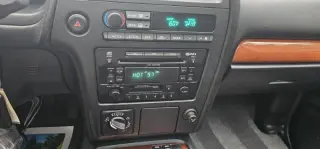 2003 Infiniti QX4