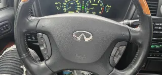 2003 Infiniti QX4