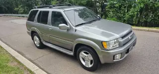 2003 Infiniti QX4