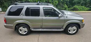 2003 Infiniti QX4