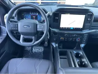 Ford F-150 2025 4x2 STX 4dr SuperCrew 5.5 ft. SB
