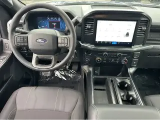 Ford F-150 2025 4x2 STX 4dr SuperCrew 5.5 ft. SB
